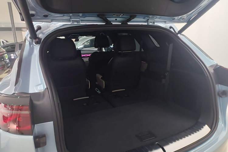 Used BYD Tang New Energy 2024 DM-p Champion Edition 215 km All-Wheel-Drive Flagship Model Trunk