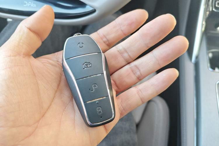 Used BYD Tang New Energy 2024 DM-p Champion Edition 215 km All-Wheel-Drive Flagship Model Vehicle Key