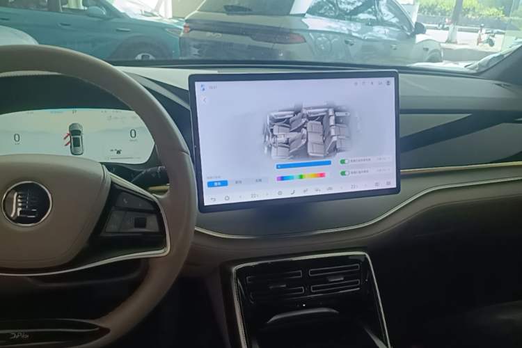 Used BYD Tang New Energy 2024 DM-i Glory Edition 112KM Prestige Model Audio And AC Panel