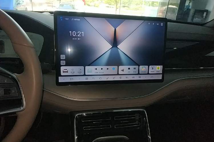 Used BYD Tang New Energy 2024 DM-i Glory Edition 112KM Flagship Model Audio And AC Panel
