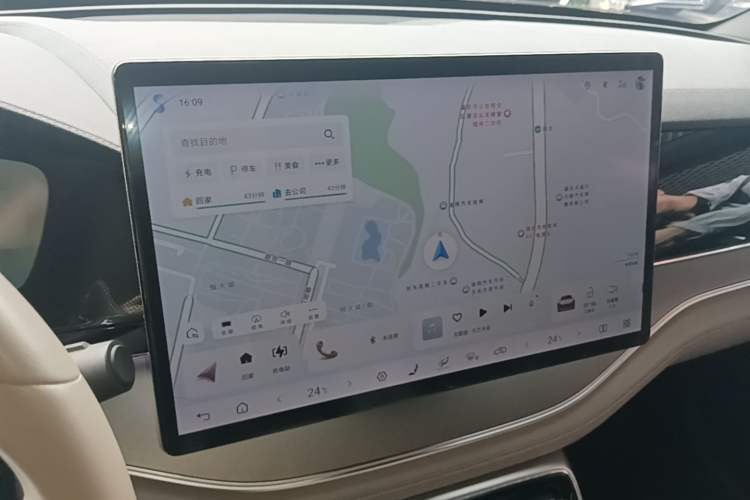 Used BYD Tang New Energy 2024 DM-i Glory Edition 112KM Prestige Model Audio And AC Panel