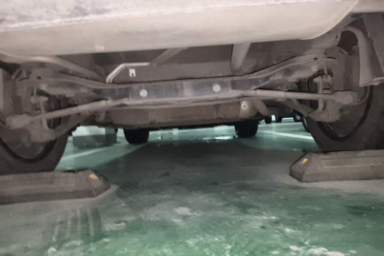 Used BYD Tang New Energy 2024 DM-i Glory Edition 112KM Prestige Model Chassis Rear