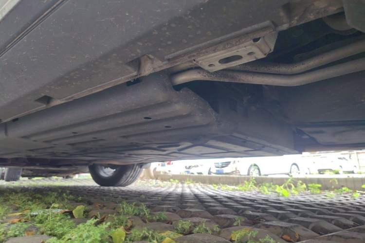 Used BYD Tang New Energy 2024 DM-i Glory Edition 112KM Prestige Model Chassis Rear Left