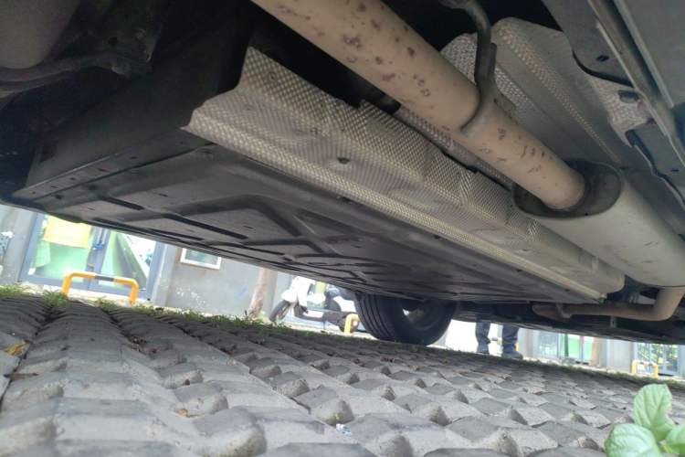 Used BYD Tang New Energy 2024 DM-i Glory Edition 112KM Prestige Model Chassis Rear Right
