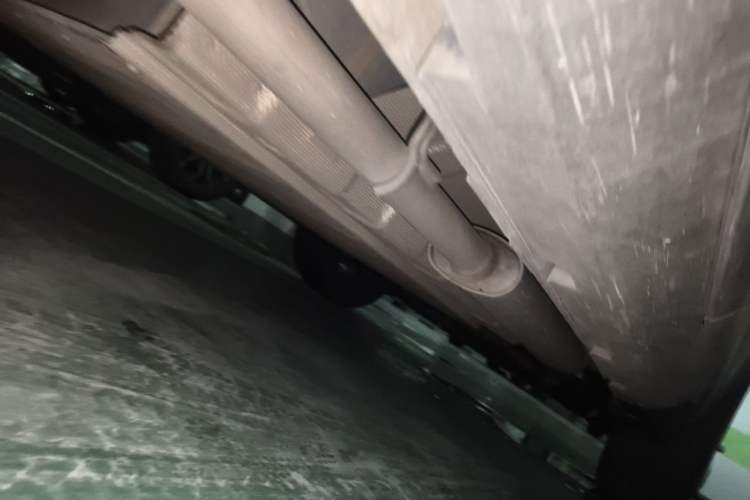Used BYD Tang New Energy 2024 DM-i Glory Edition 112KM Prestige Model Chassis Rear Right