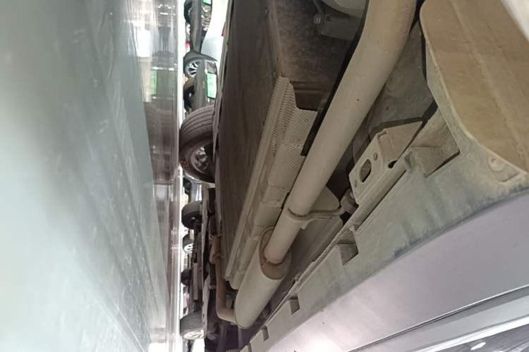 Used BYD Tang New Energy 2024 DM-i Glory Edition 112KM Prestige Model Chassis Rear Right