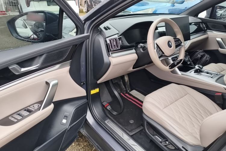 Used BYD Tang New Energy 2024 DM-i Glory Edition 112KM Prestige Model Driver Seat