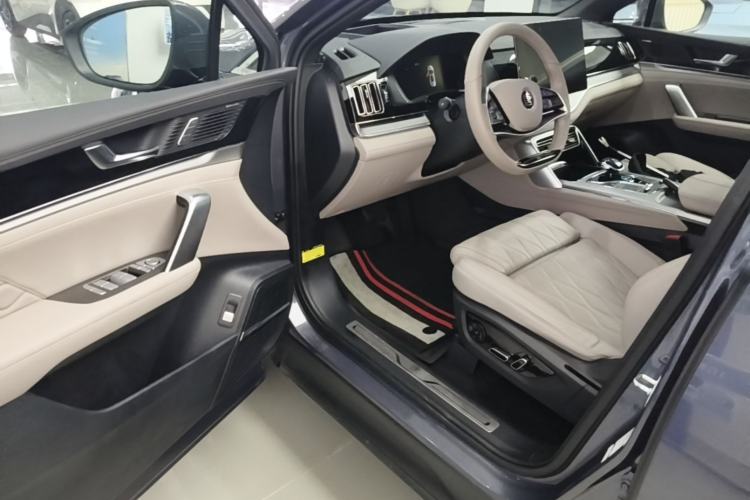 Used BYD Tang New Energy 2024 DM-i Glory Edition 112KM Flagship Model Driver Seat