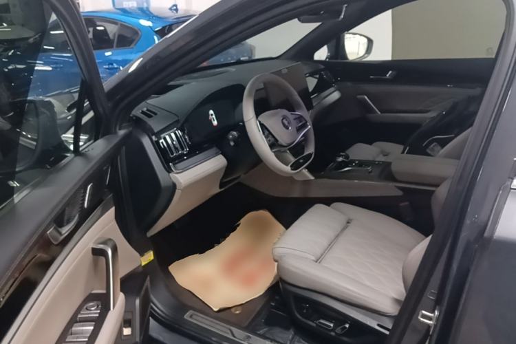 Used BYD Tang New Energy 2024 DM-i Glory Edition 112KM Flagship Model Driver Seat