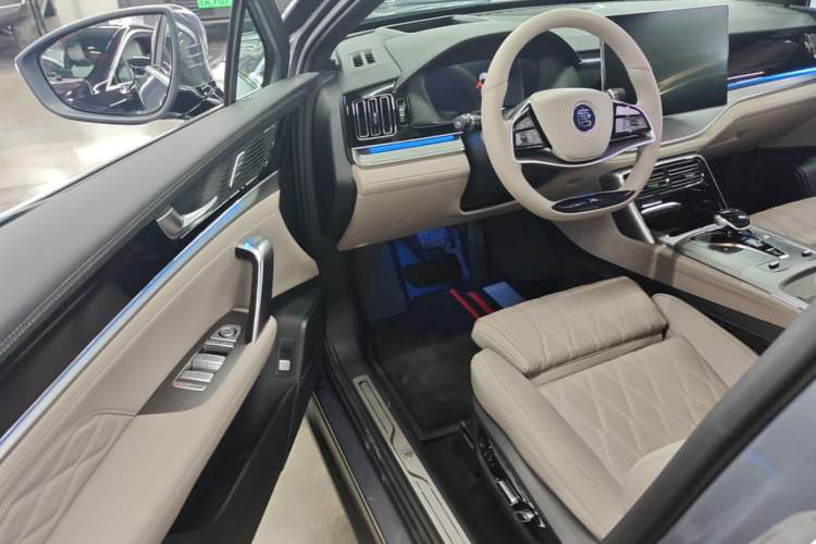 Used BYD Tang New Energy 2024 DM-i Glory Edition 200KM Flagship Model Driver Seat