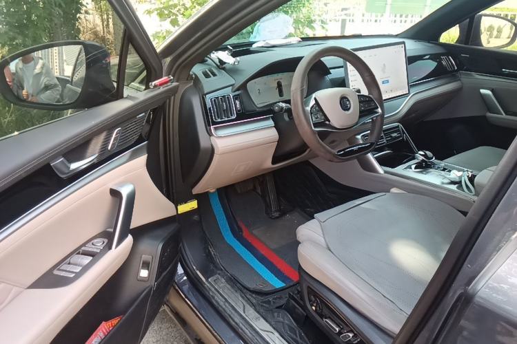 Used BYD Tang New Energy 2024 DM-i Glory Edition 112KM Flagship Model Driver Seat
