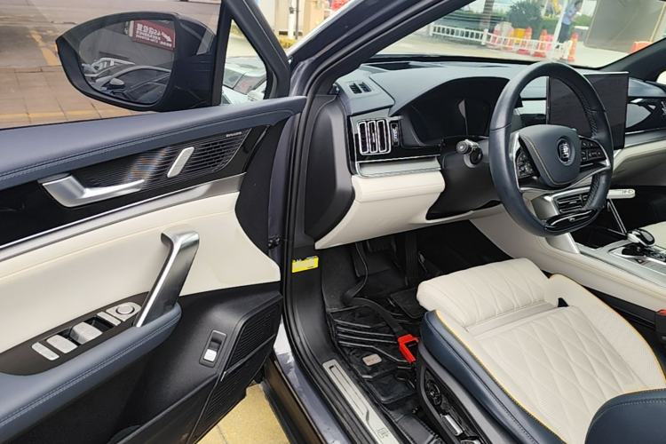 Used BYD Tang New Energy 2024 EV Champion Edition 730KM Deluxe Model Driver Seat