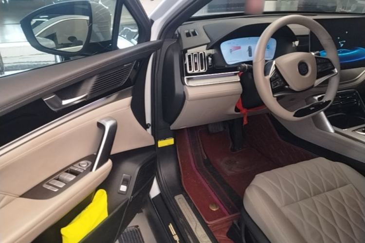 Used BYD Tang New Energy 2024 DM-i Glory Edition 112KM Prestige Model Driver Seat