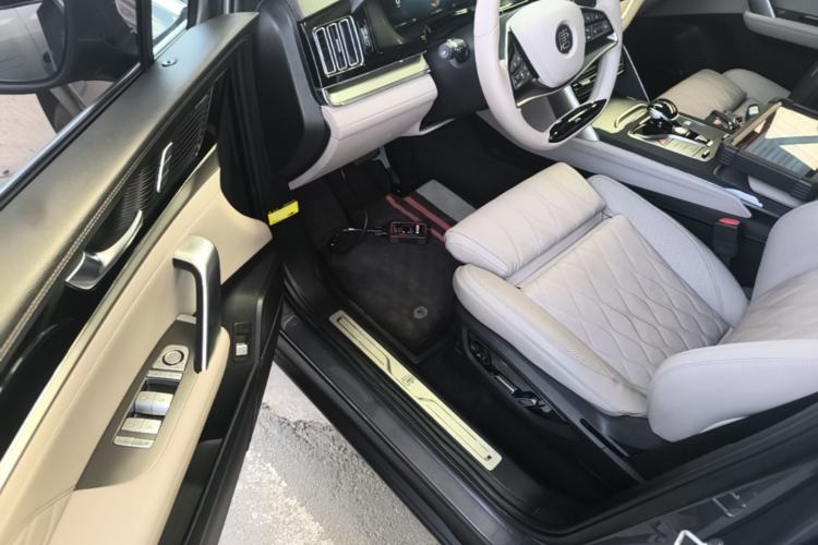 Used BYD Tang New Energy 2024 DM-i Glory Edition 112KM Flagship Model Driver Seat