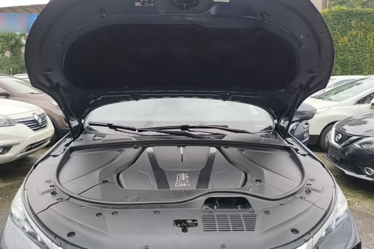 Used BYD Tang New Energy 2024 DM-i Glory Edition 112KM Prestige Model Engine Bay