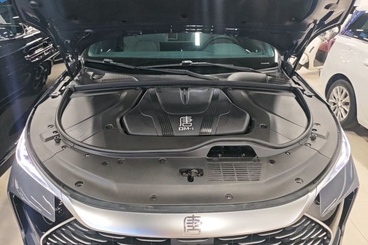 Used BYD Tang New Energy 2024 DM-i Glory Edition 112KM Prestige Model Engine Bay