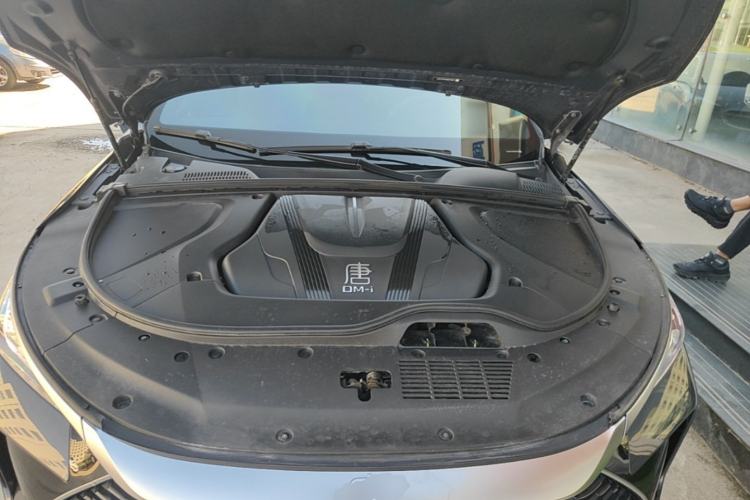 Used BYD Tang New Energy 2024 DM-i Glory Edition 112KM Flagship Model Engine Bay