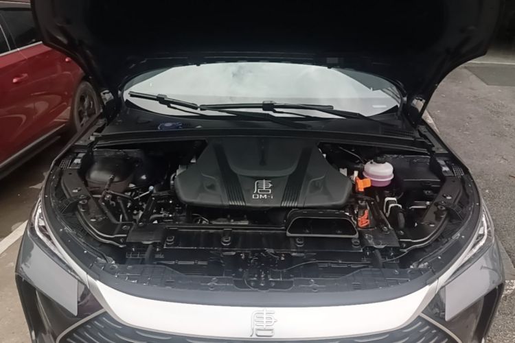 Used BYD Tang New Energy 2024 DM-i Glory Edition 112KM Prestige Model Engine Bay