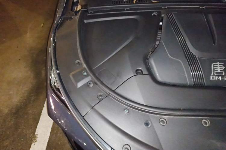Used BYD Tang New Energy 2024 DM-i Glory Edition 112KM Flagship Model Engine Bay Right