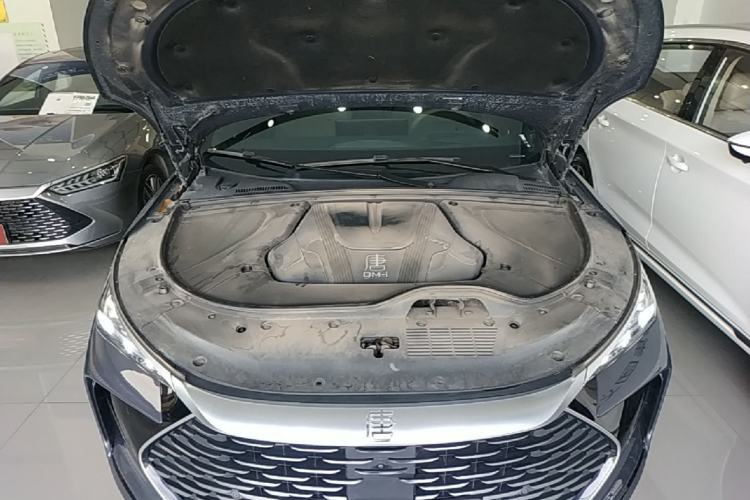 Used BYD Tang New Energy 2024 DM-i Glory Edition 112KM Flagship Model Engine Bay