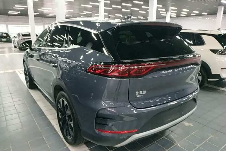 Used BYD Tang New Energy 2024 DM-i Glory Edition 112KM Flagship Model Exterior 2
