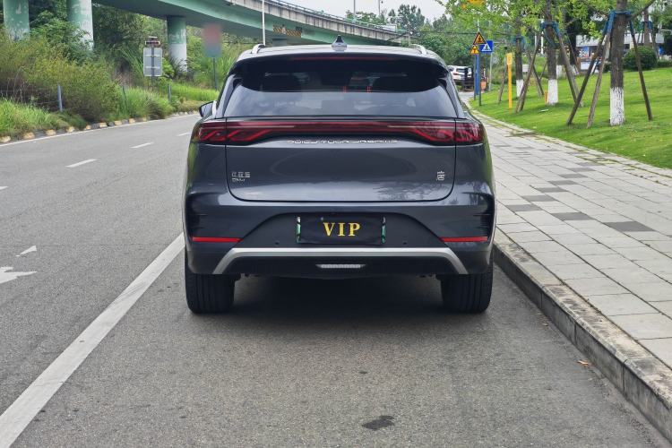Used BYD Tang New Energy 2024 DM-i Glory Edition 112KM Prestige Model Exterior 3