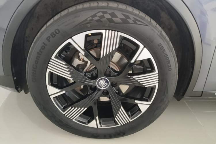 Used BYD Tang New Energy 2024 DM-i Glory Edition 112KM Flagship Model Exterior 4