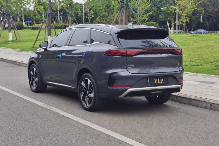 Used BYD Tang New Energy 2024 DM-i Glory Edition 112KM Prestige Model Exterior 5