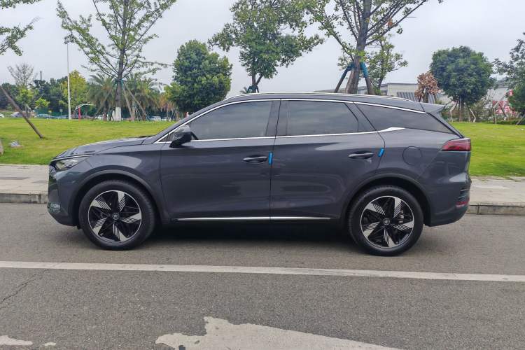 Used BYD Tang New Energy 2024 DM-i Glory Edition 112KM Prestige Model Exterior 7