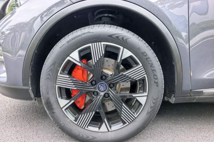 Used BYD Tang New Energy 2024 EV Champion Edition 730KM Deluxe Model Exterior 7
