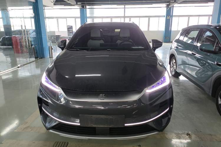 Used BYD Tang New Energy 2024 EV Glory Edition 730KM Premium Model Front