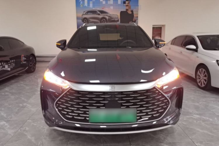 Used BYD Tang New Energy 2024 DM-i Glory Edition 112KM Flagship Model Front