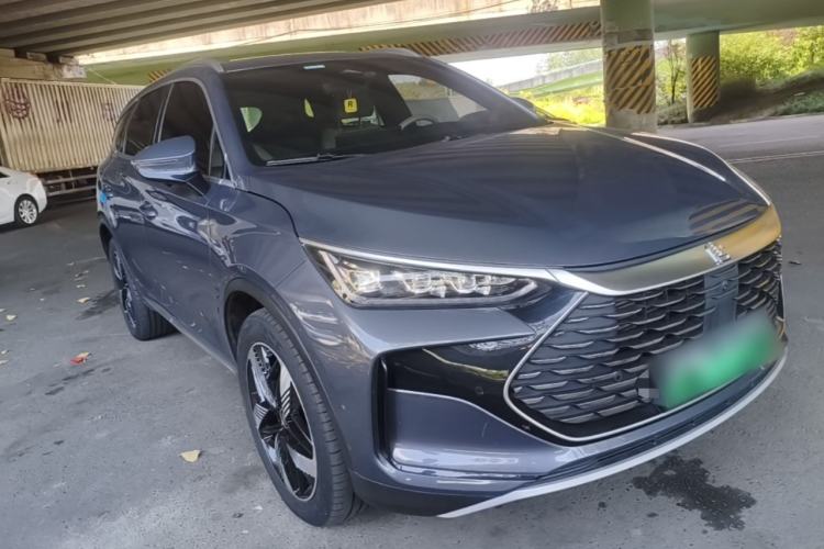 Used BYD Tang New Energy 2024 DM-i Glory Edition 112KM Prestige Model Front Right 45 Deg