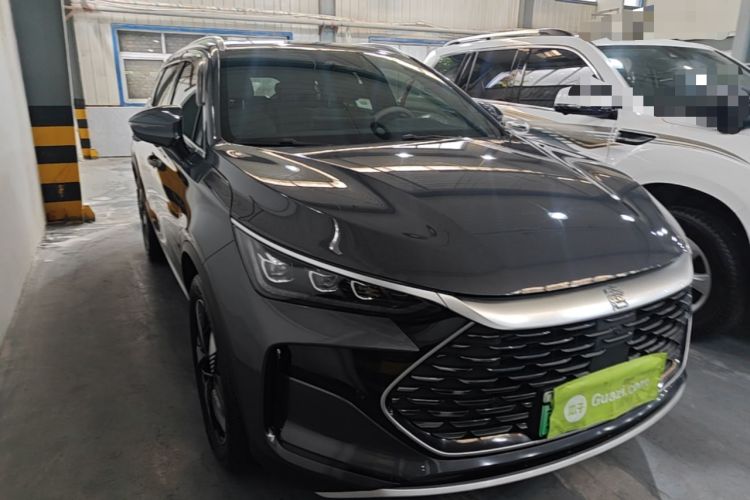 Used BYD Tang New Energy 2024 DM-i Glory Edition 112KM Prestige Model Front Right 45 Deg