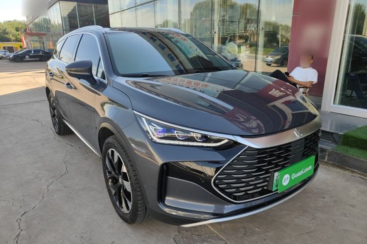 Used BYD Tang New Energy 2024 DM-i Glory Edition 112KM Flagship Model Front Right 45 Deg