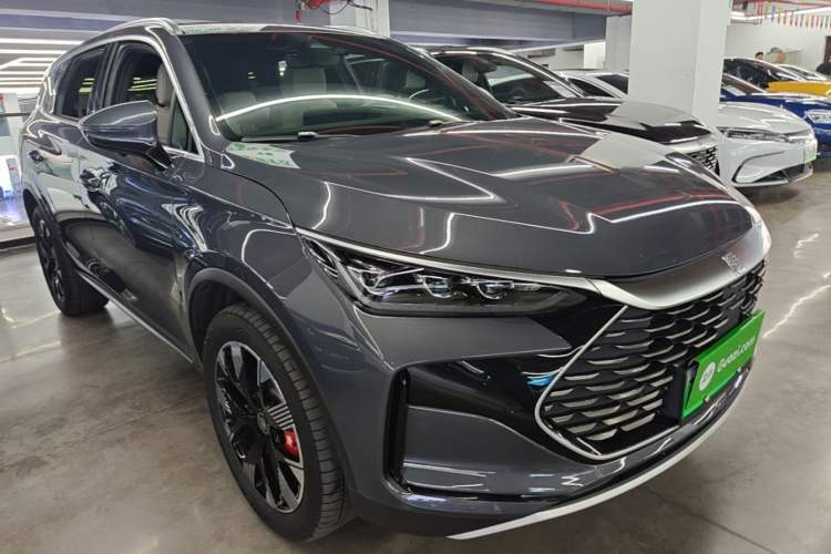 Used BYD Tang New Energy 2024 DM-i Glory Edition 200KM Flagship Model Front Right 45 Deg