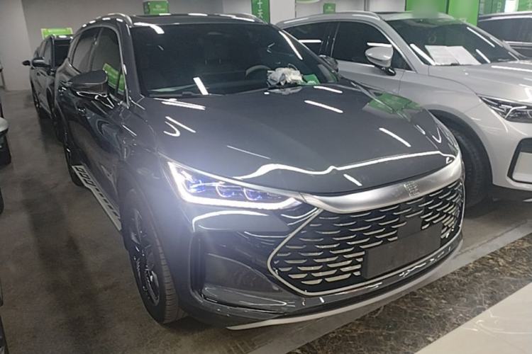Used BYD Tang New Energy 2024 DM-i Glory Edition 112KM Prestige Model Front Right 45 Deg