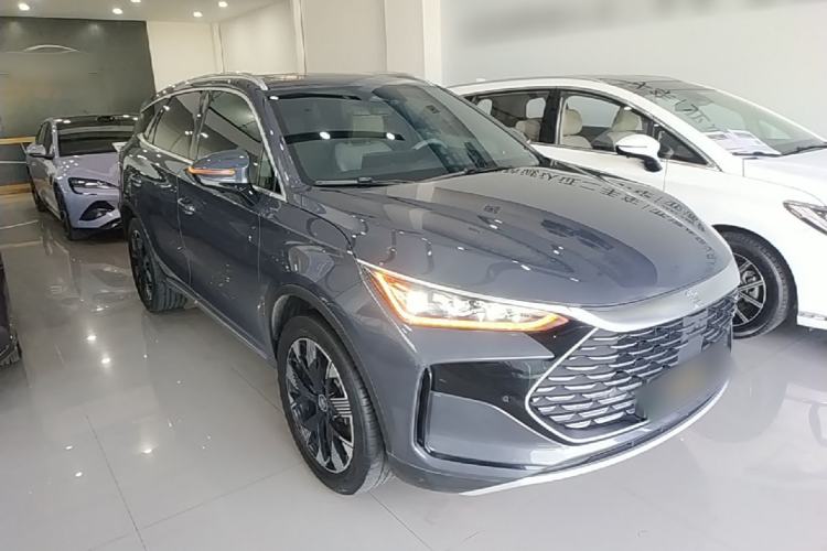 Used BYD Tang New Energy 2024 DM-i Glory Edition 112KM Flagship Model Front Right 45 Deg