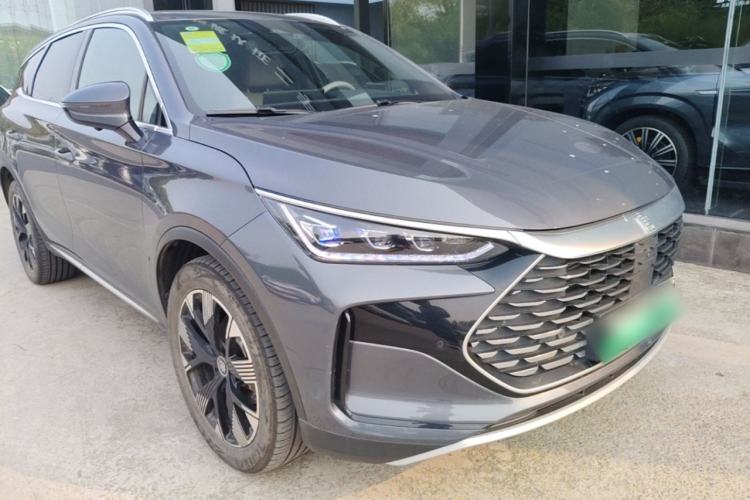 Used BYD Tang New Energy 2024 DM-i Glory Edition 112KM Flagship Model Front Right 45 Deg