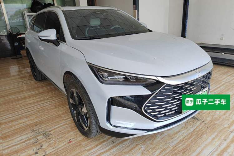 Used BYD Tang New Energy 2024 DM-i Glory Edition 112KM Prestige Model Front Right 45 Deg