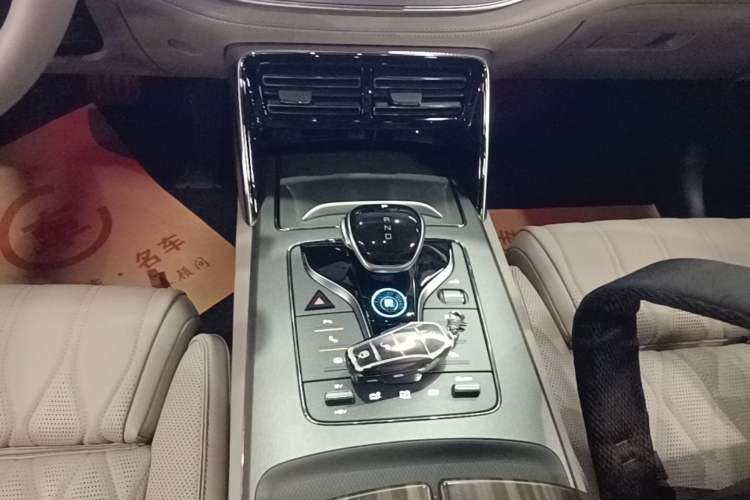 Used BYD Tang New Energy 2024 DM-p Champion Edition 215 km All-Wheel-Drive Flagship Model Gear Lever