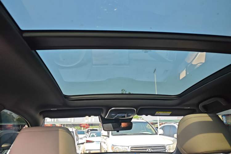 Used BYD Tang New Energy 2024 DM-i Glory Edition 112KM Prestige Model Headliner