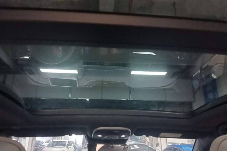 Used BYD Tang New Energy 2024 DM-i Glory Edition 112KM Flagship Model Headliner