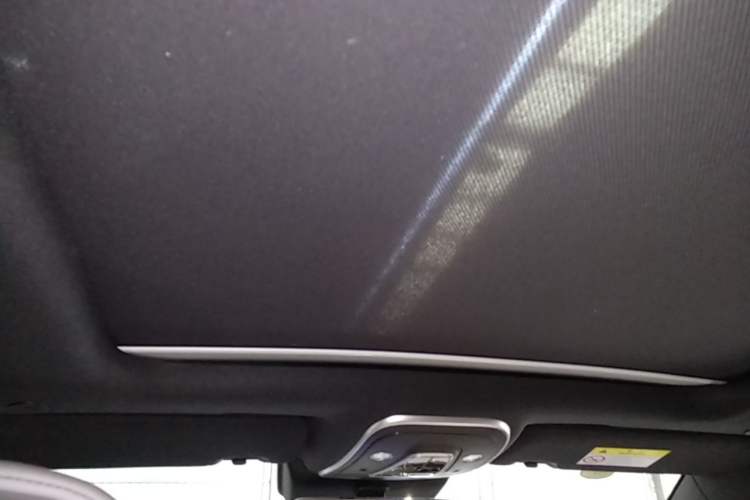Used BYD Tang New Energy 2024 DM-i Glory Edition 200KM Flagship Model Headliner