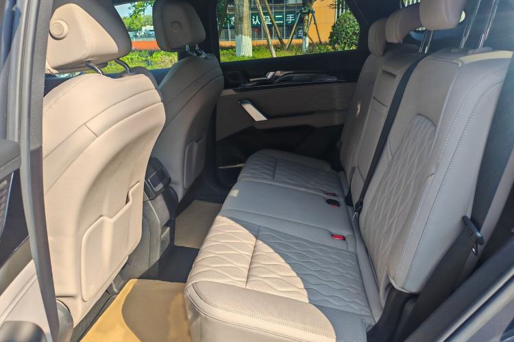 Used BYD Tang New Energy 2024 DM-p Champion Edition 215 km All-Wheel-Drive Flagship Model Interior 2