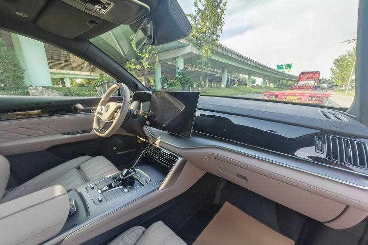 Used BYD Tang New Energy 2024 DM-p Champion Edition 215 km All-Wheel-Drive Flagship Model Interior 5
