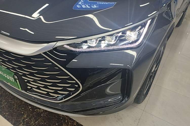 Used BYD Tang New Energy 2024 DM-i Glory Edition 112KM Prestige Model Left Front Headlight