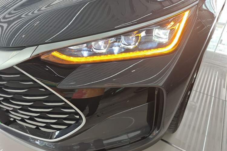 Used BYD Tang New Energy 2024 DM-i Glory Edition 112KM Flagship Model Left Front Headlight