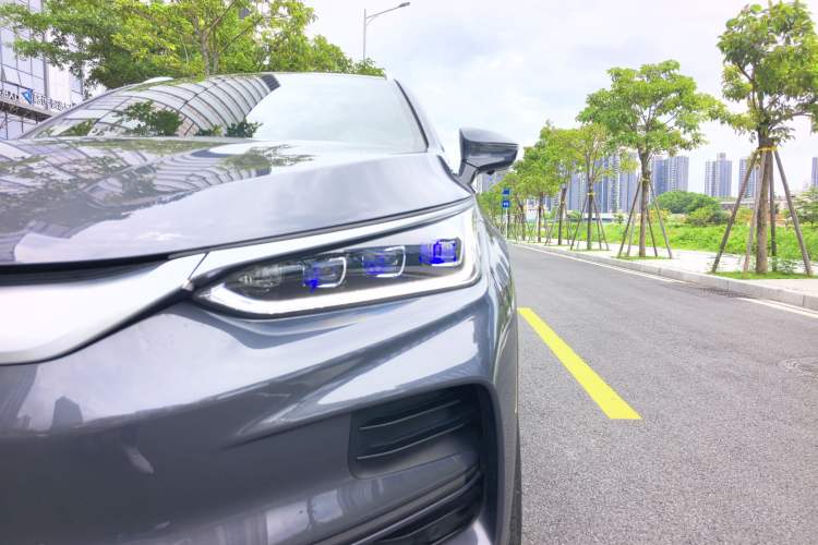 Used BYD Tang New Energy 2024 EV Champion Edition 730KM Deluxe Model Left Front Headlight