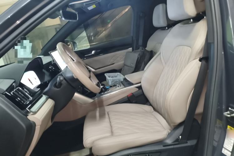 Used BYD Tang New Energy 2024 DM-p Champion Edition 215 km All-Wheel-Drive Flagship Model Left Front Seat